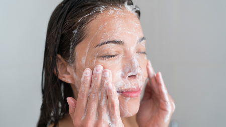 Face wash for sensitive skin